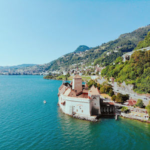 Meet your Posher, Sujin